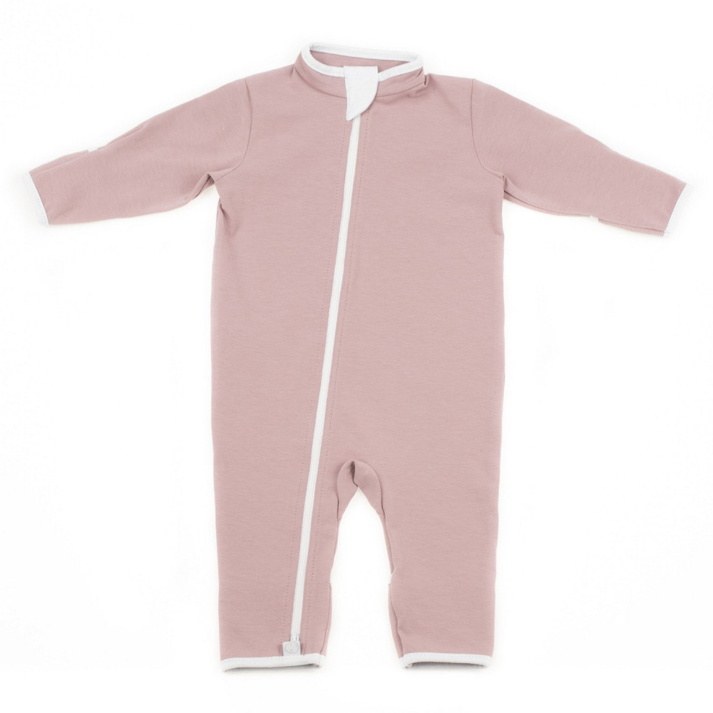 Комбинезон на молнии, Пудра