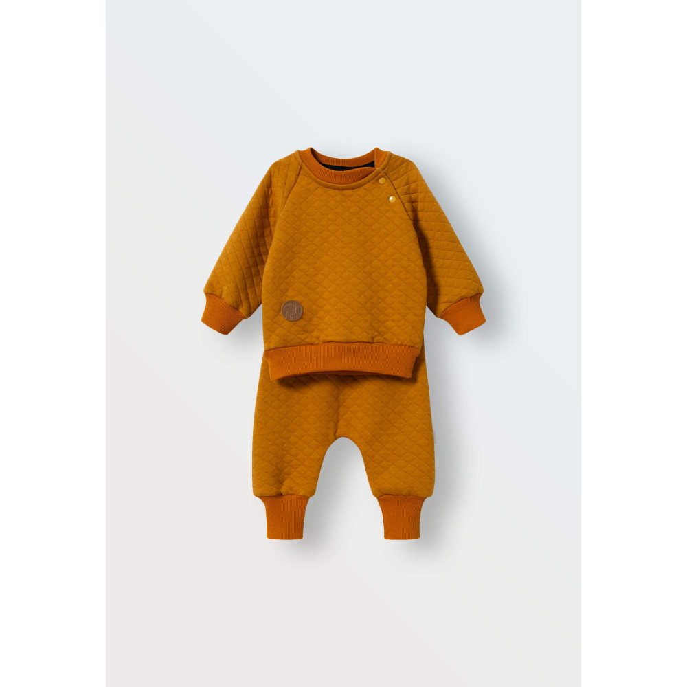 Комплект свитшот и джоггеры из капитония, Карамель