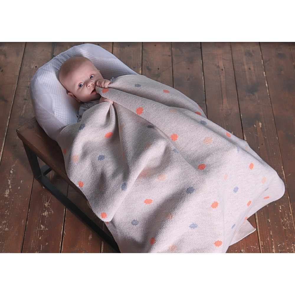 Вязаный плед "Горошек" молочный