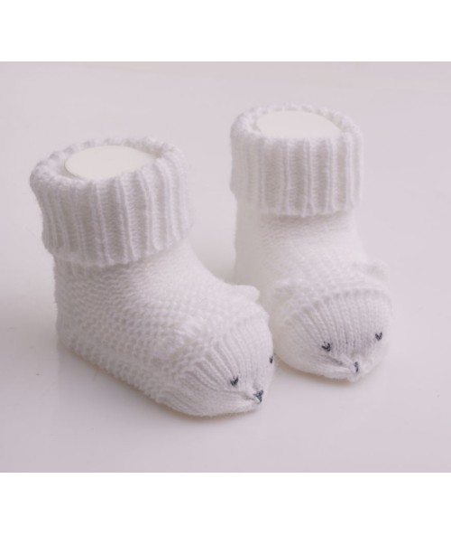 Вязаные носочки для новорожденного "Ежик", Белый