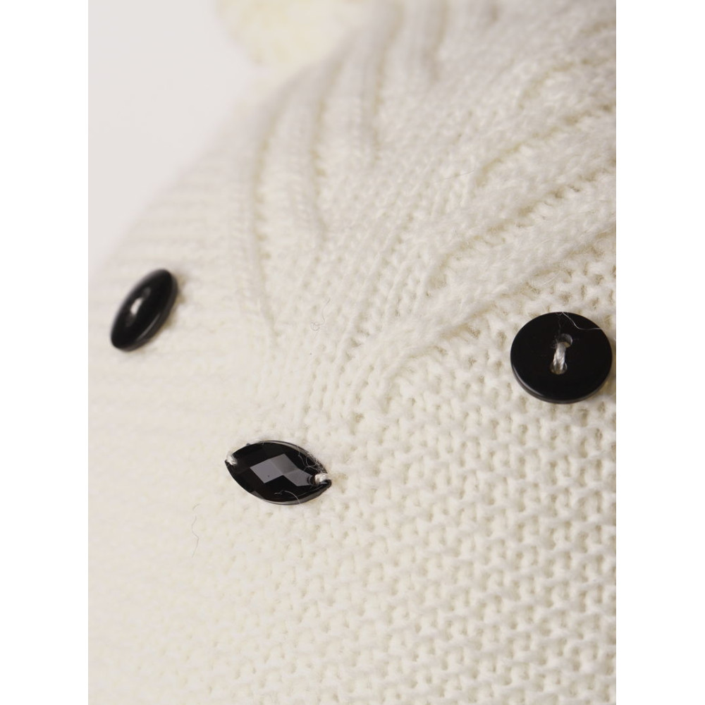 Зимняя вязаная шапка "Барсучок", Белый