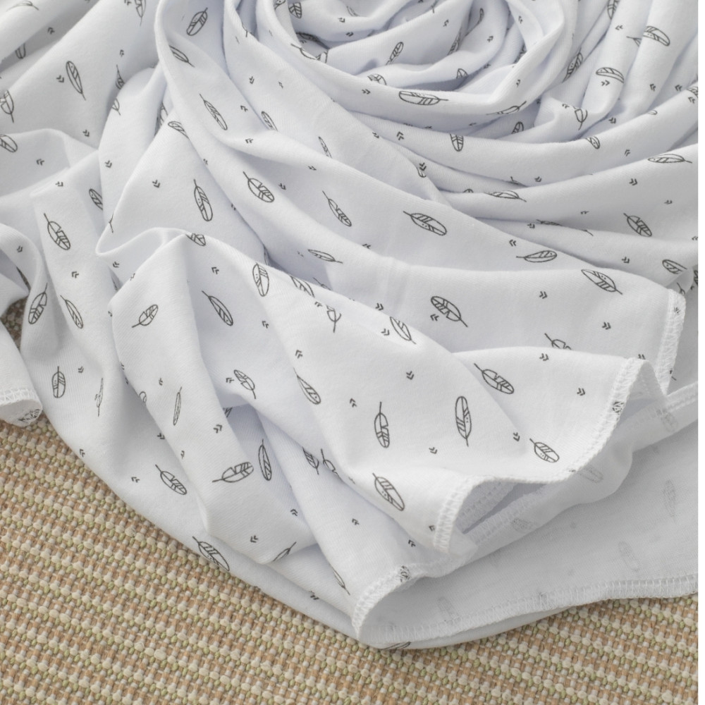 Комплект  на выписку из 7 предметов, Перышки