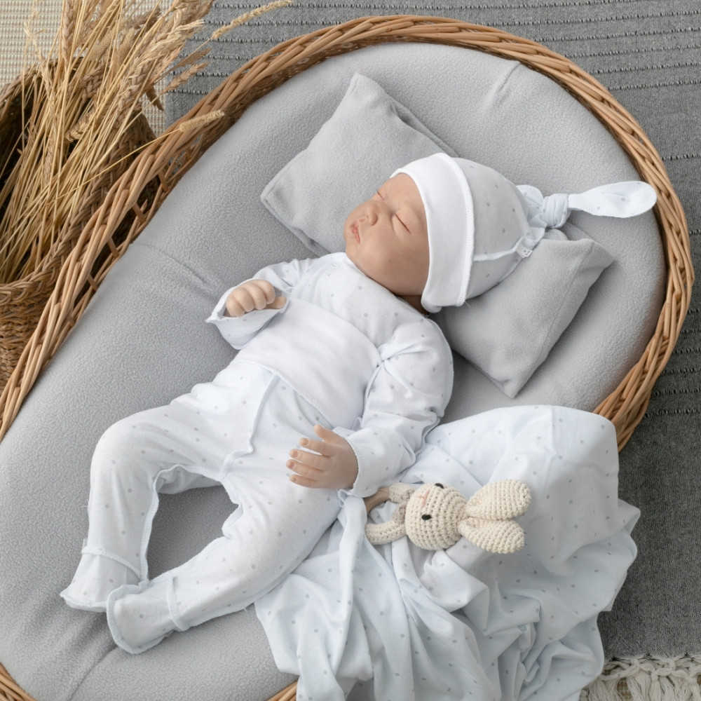 Комплект  на выписку из 7 предметов, Горошек